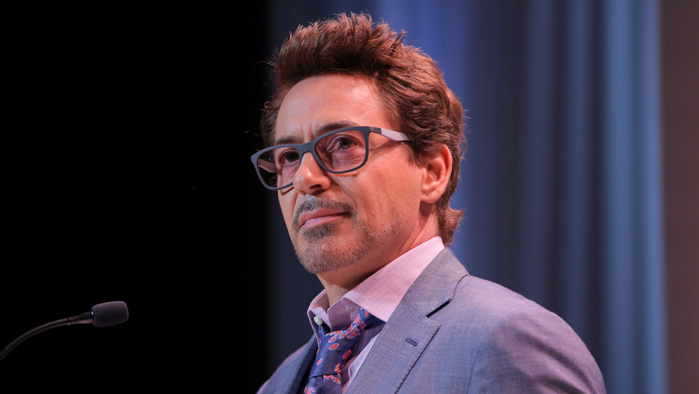 Robert Downey Jr. Quiere limpiar La Tierra usando Inteligencia Artificial